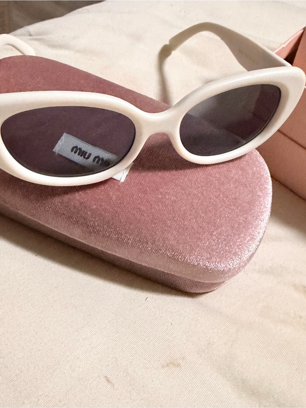 Miu Miu White Cat-Eye Sunglasses with Black Lenses - Picture 3 of 6